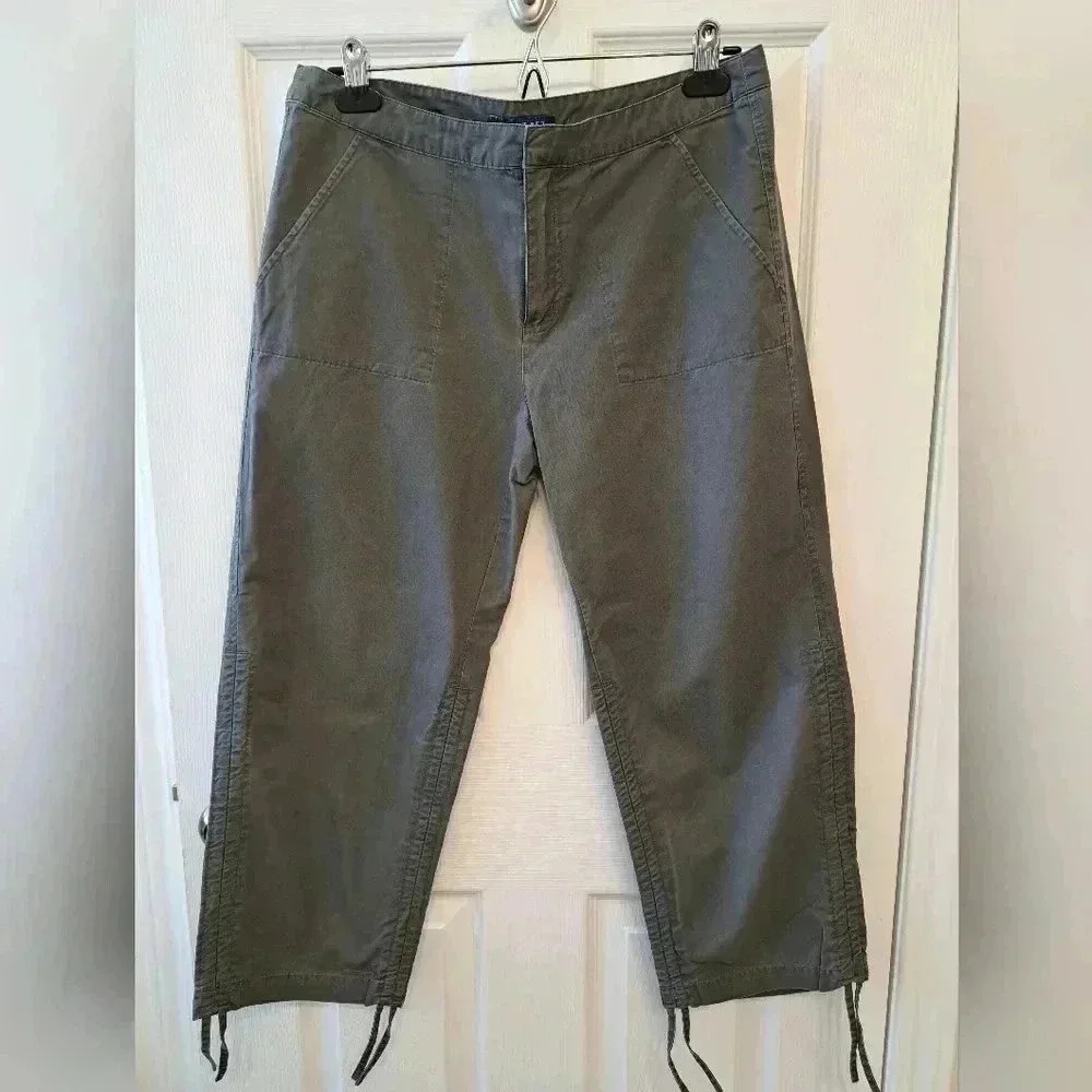 ❤️ Smart Set Cropped Pant Green Size 9  Cotton Capri Neutral